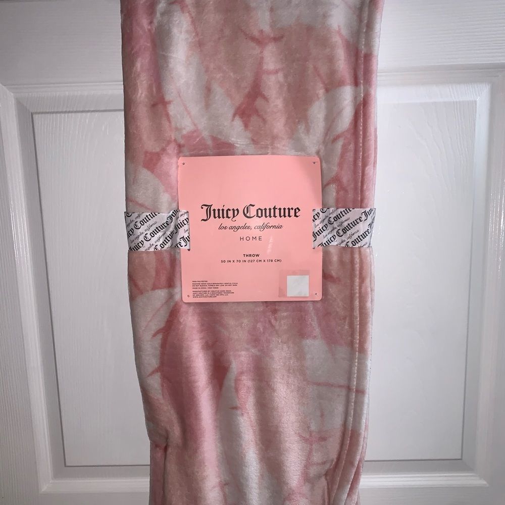 Brand New Pink Leaf Juicy Couture Throw Blanket